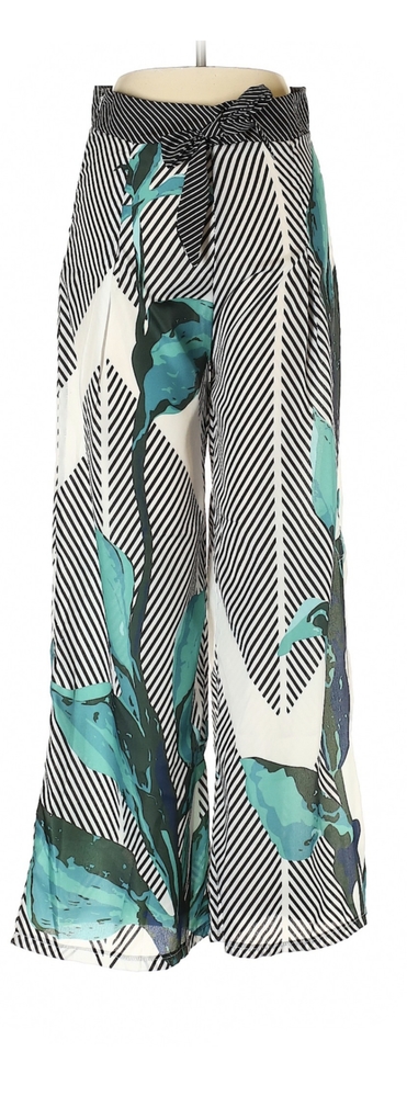 High-waisted teal and white pants